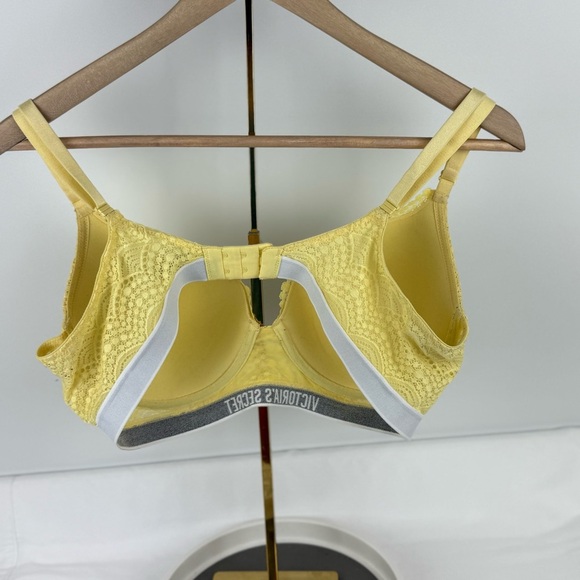 Victoria’s Secret Bra Bundle – Set of 3 (Size 38C) - Picture 3 of 15